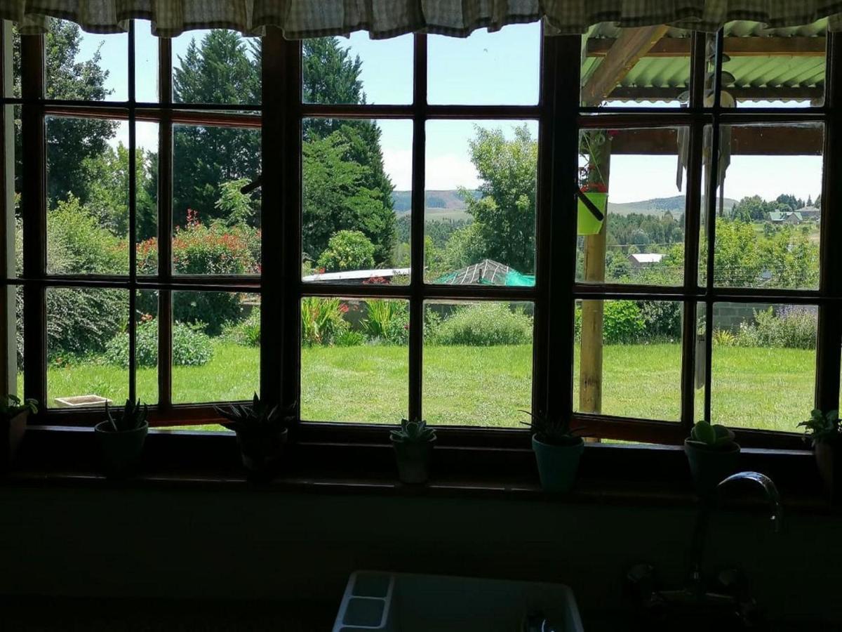 Cicada Self Catering Cottage Ундерберг Экстерьер фото