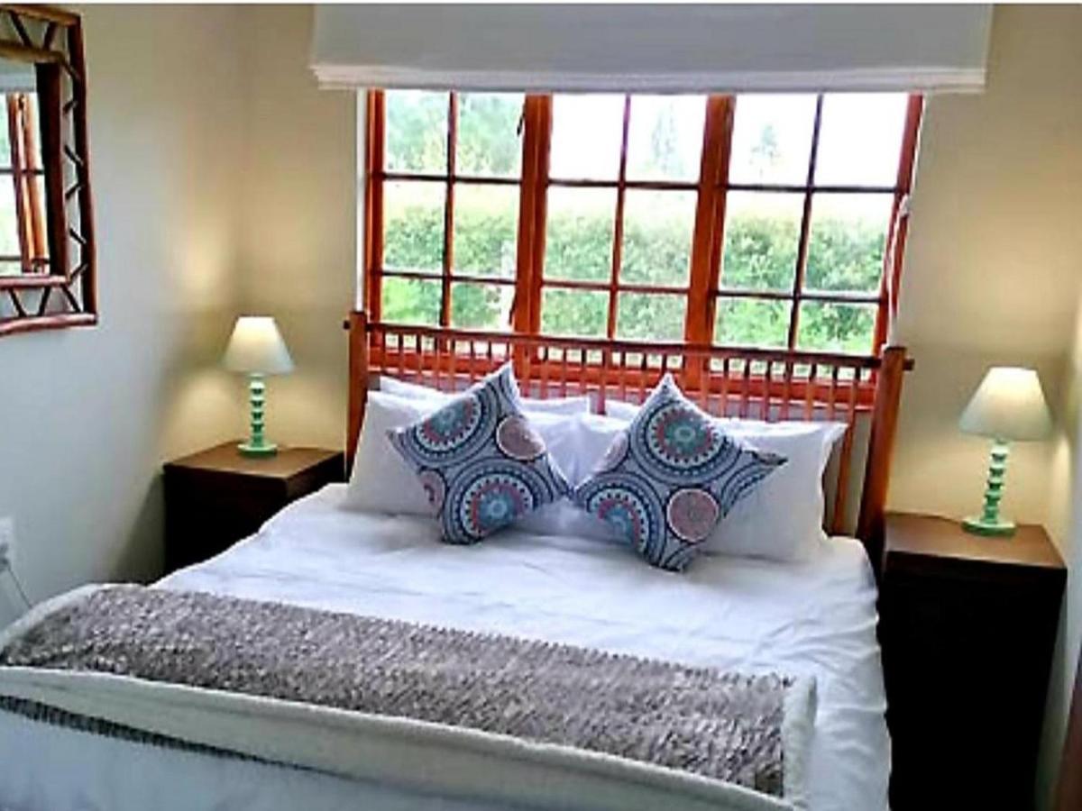 Cicada Self Catering Cottage Ундерберг Экстерьер фото