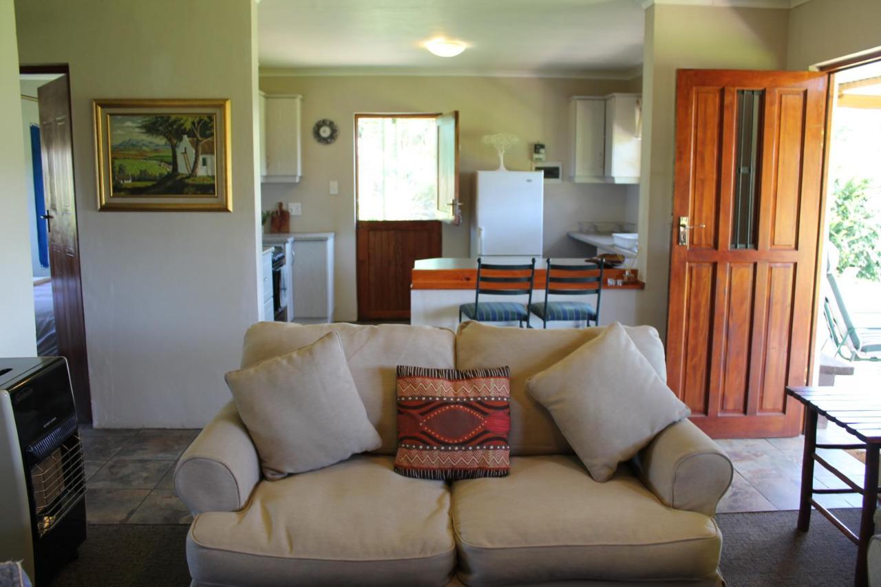 Cicada Self Catering Cottage Ундерберг Экстерьер фото